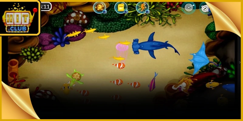 Khi người chơi truy cập vào game, họ sẽ bị cuốn hút bởi giao diện vô cùng hấp dẫn